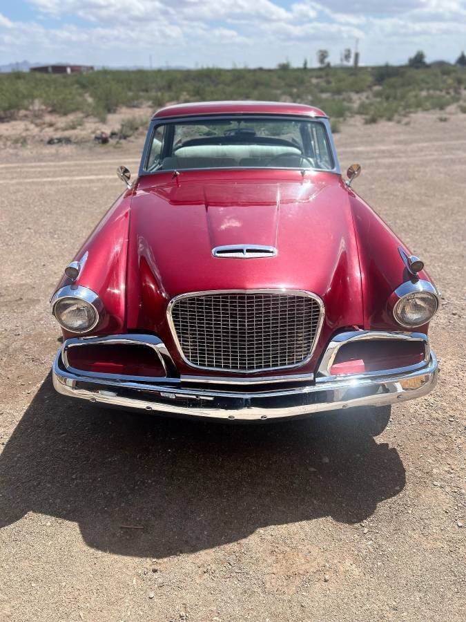 Coupe in Glendale, United States 2 - 19136473