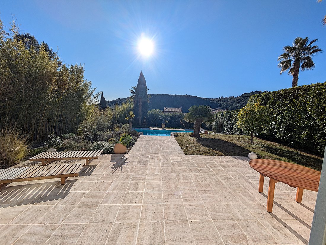 Villa in Bois Fleuri-Chevre d'Or-Saint Philippe, Biot, Frankreich 2 - 19136491