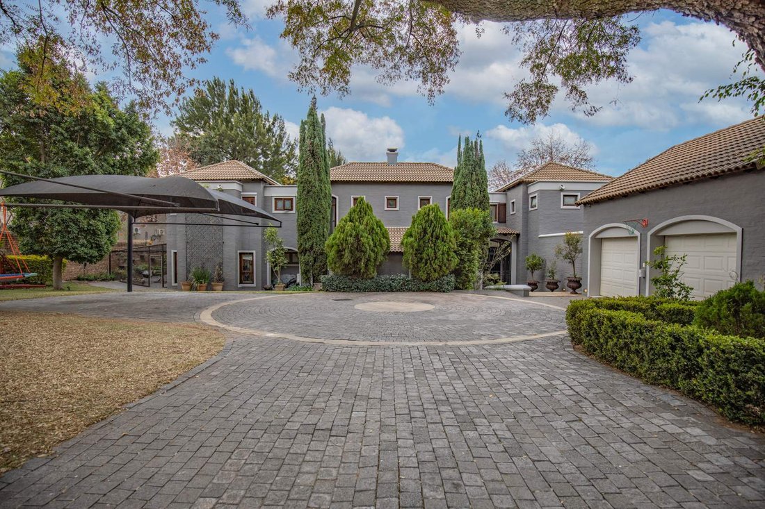 House in Bryanston, Gauteng, South Africa 2 - 19136533