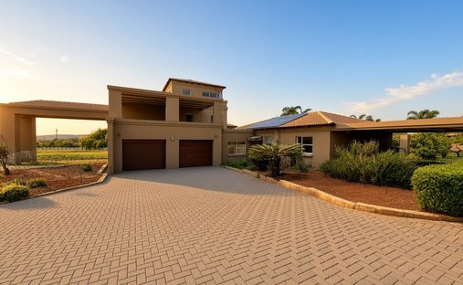 House in Mooikloof, Gauteng, South Africa 1