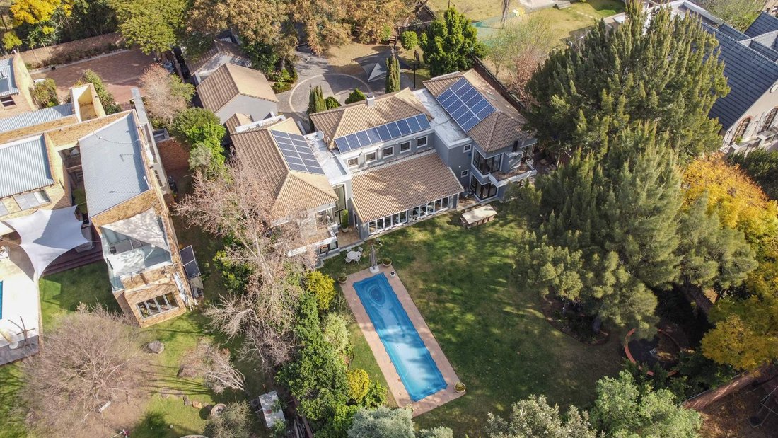 House in Bryanston, Gauteng, South Africa 5 - 19136533