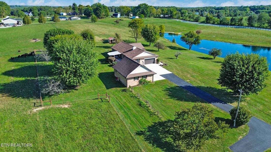 House in Crossville, Tennessee, United States 2 - 19136500