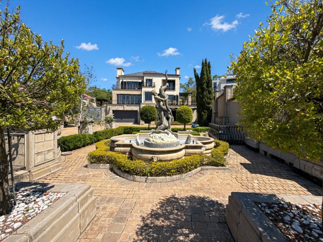 Maison à Waterkloof Ridge, Prétoria, Afrique du Sud 1 - 19136555
