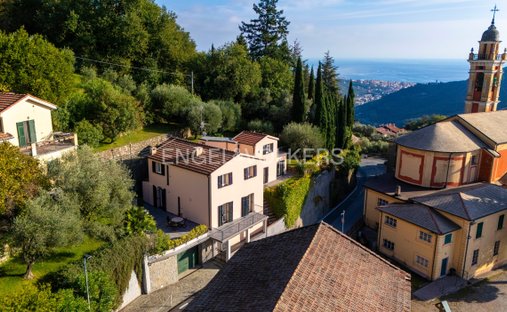 Villa in Leivi, Ligurien, Italien 1