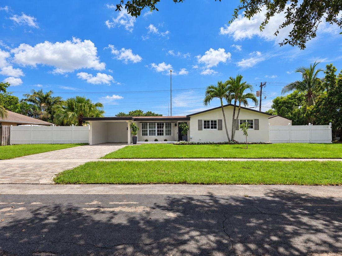 House in Plantation, Florida, United States 1 - 19136639