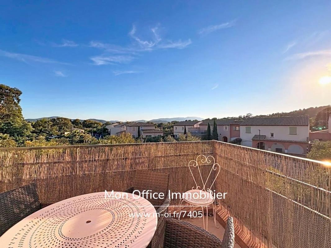 Appartamento a Grimaud, Provenza-Alpi-Costa Azzurra, Francia 2 - 19135678