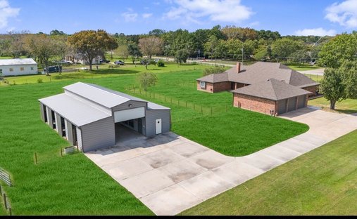 House in Alvin, Texas, United States 1