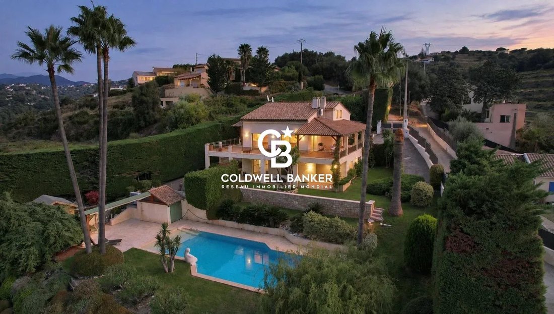 Villa in Nice, Provence-Alpes-Côte d'Azur, France 1 - 19136610