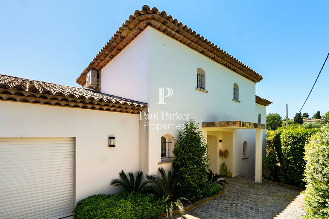 Villa in Mougins, Provence-Alpes-Côte d'Azur, Frankreich 2 - 19136941