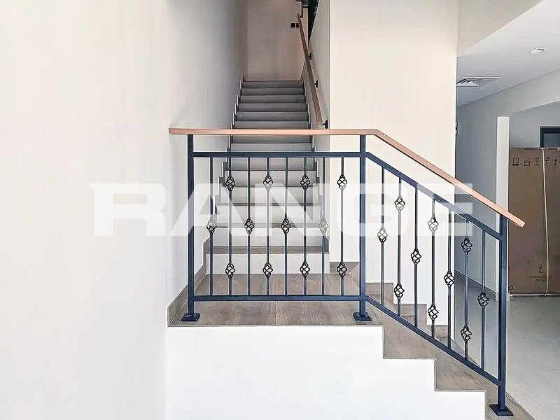 Townhouse in Tilal Al Ghaf, Dubai, United Arab Emirates 4 - 19136620