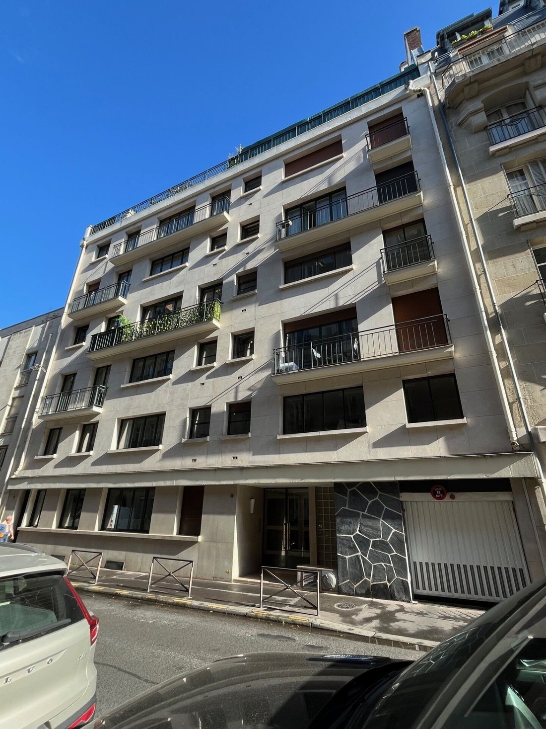 Apartment in Auteuil Nord, Paris 16e Arrondissement, Paris 1 - 19136970