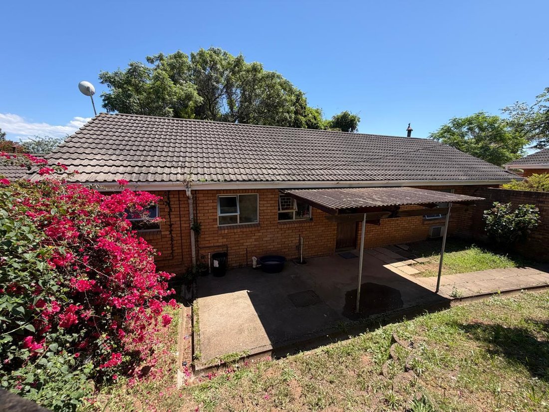 House in Mthatha, Eastern Cape, South Africa 2 - 19137099