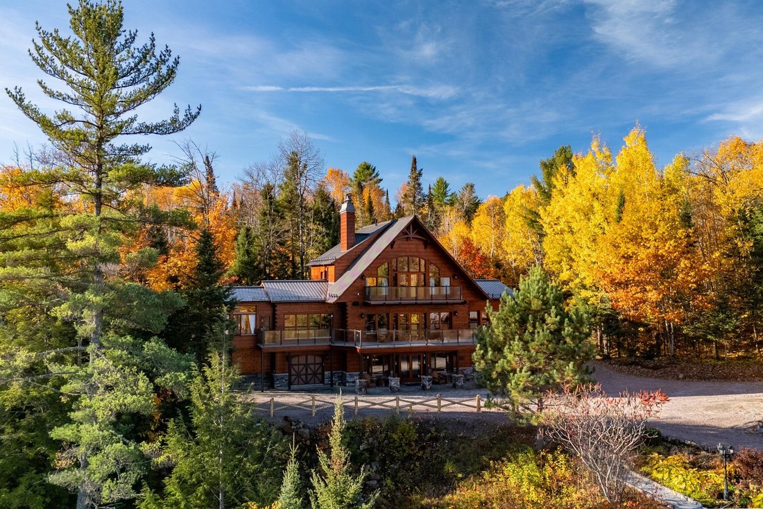 House in Notre-Dame-de-Pontmain, Quebec, Canada 4 - 19136721