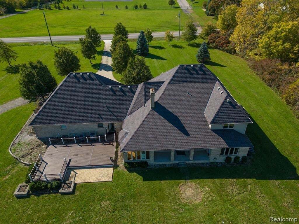House in Newport, Michigan, United States 4 - 19137013