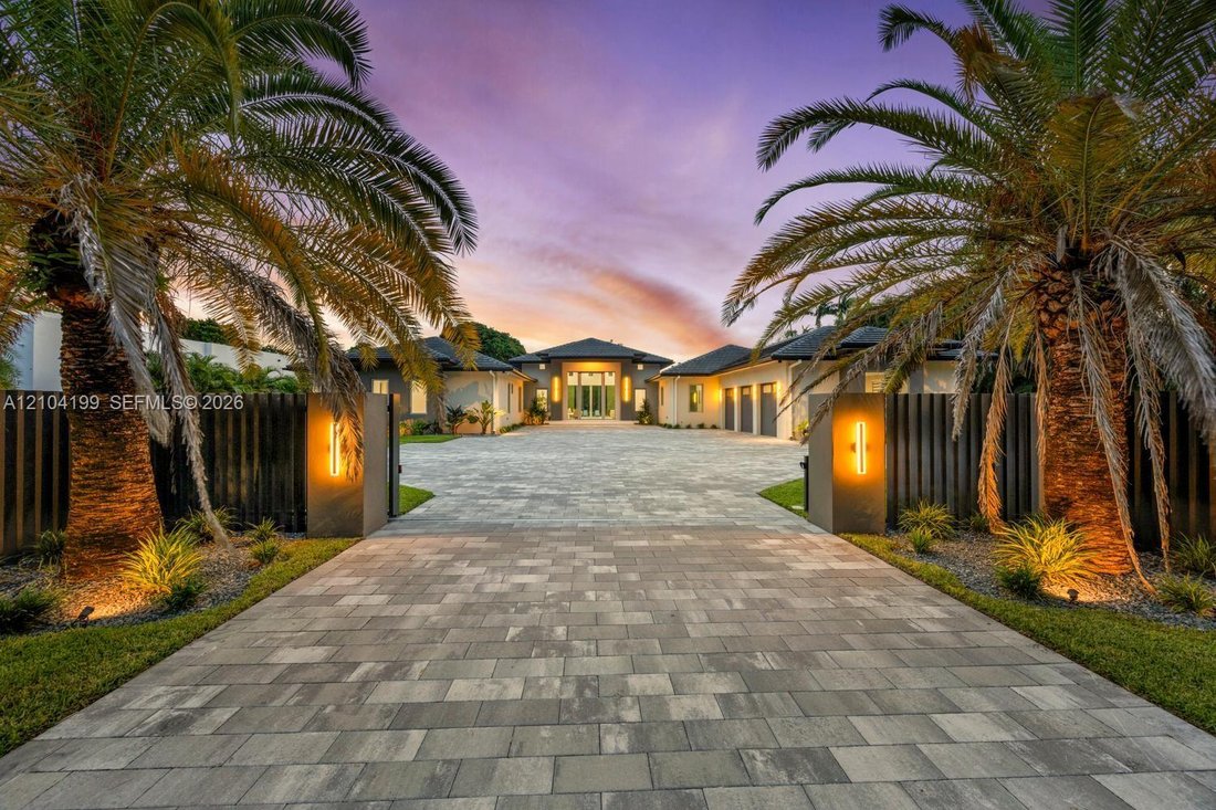 House in Miami, Florida, United States 1 - 19137132