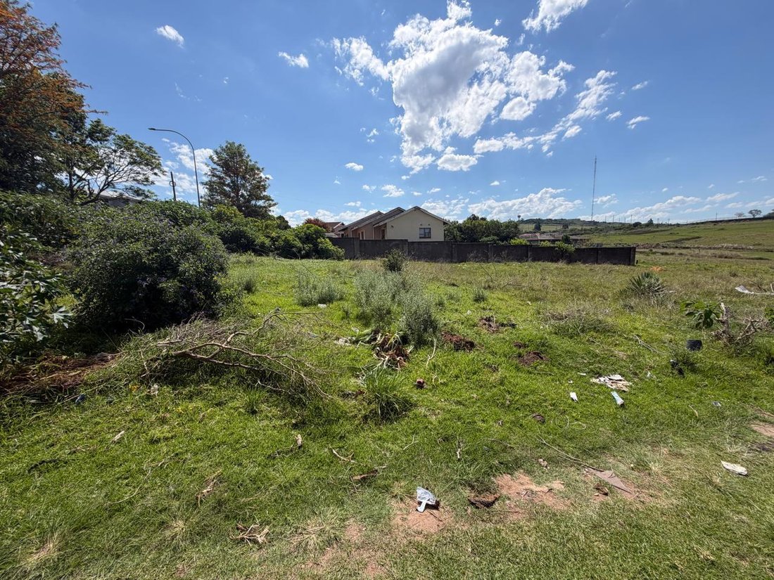 Land in Mthatha, Eastern Cape, South Africa 5 - 19137100