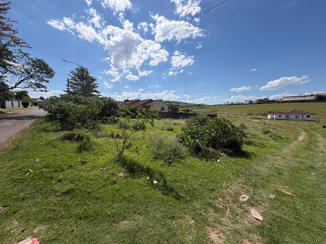 Land in Mthatha, Eastern Cape, South Africa 4 - 19137100