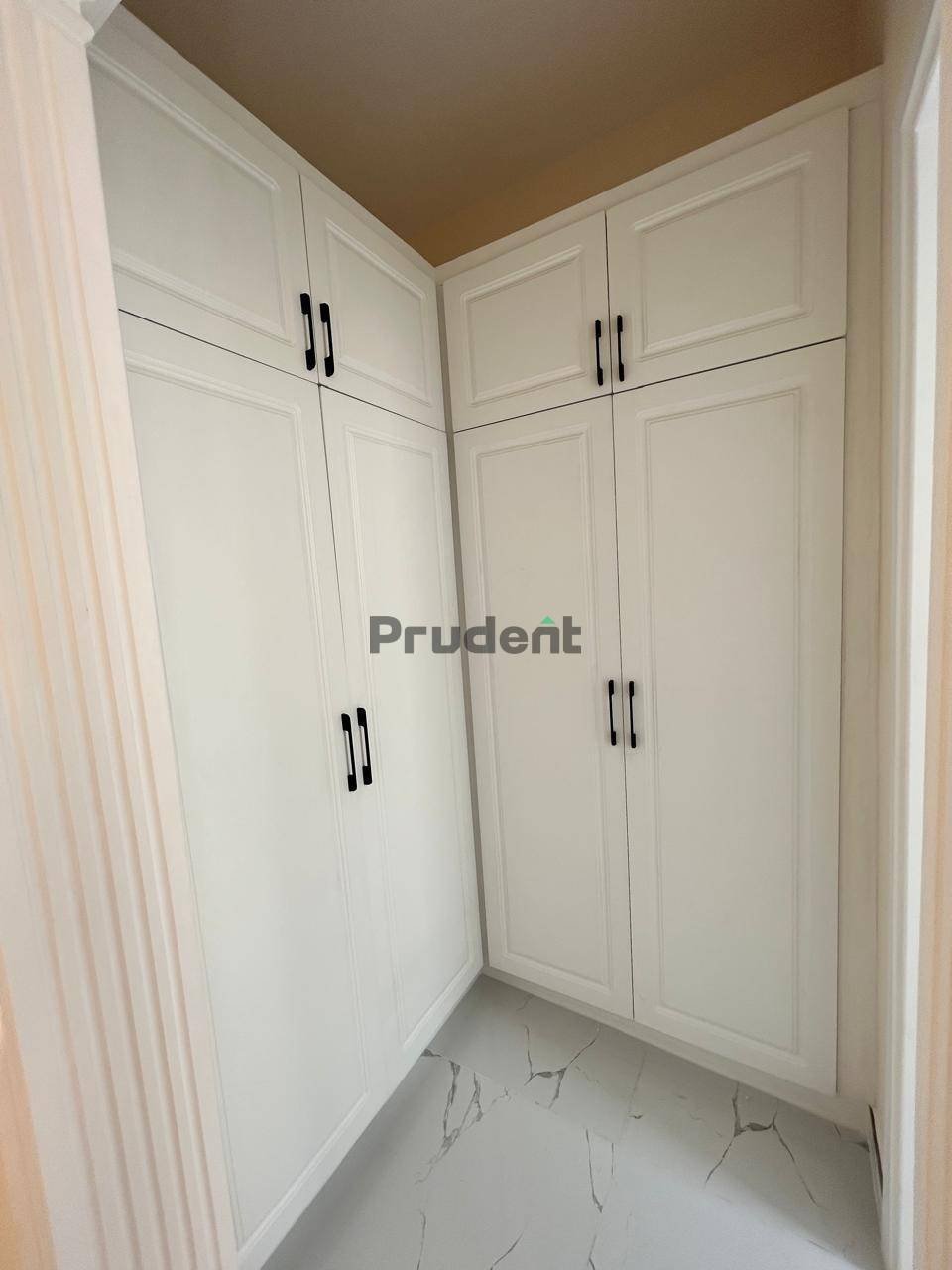 Villa in Ajman, United Arab Emirates 2 - 19136603