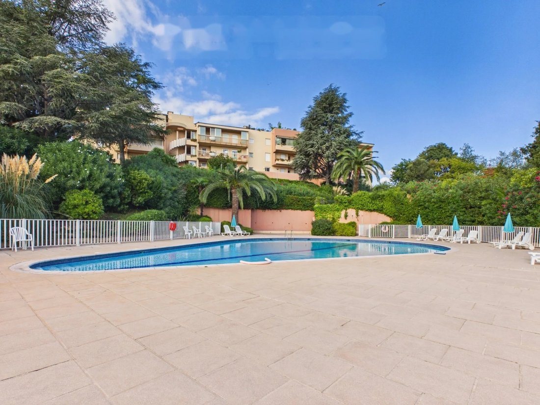 Wohnung in Antibes, Provence-Alpes-Côte d'Azur, Frankreich 1 - 19136581