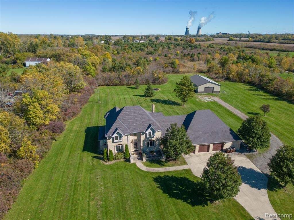 House in Newport, Michigan, United States 3 - 19137013