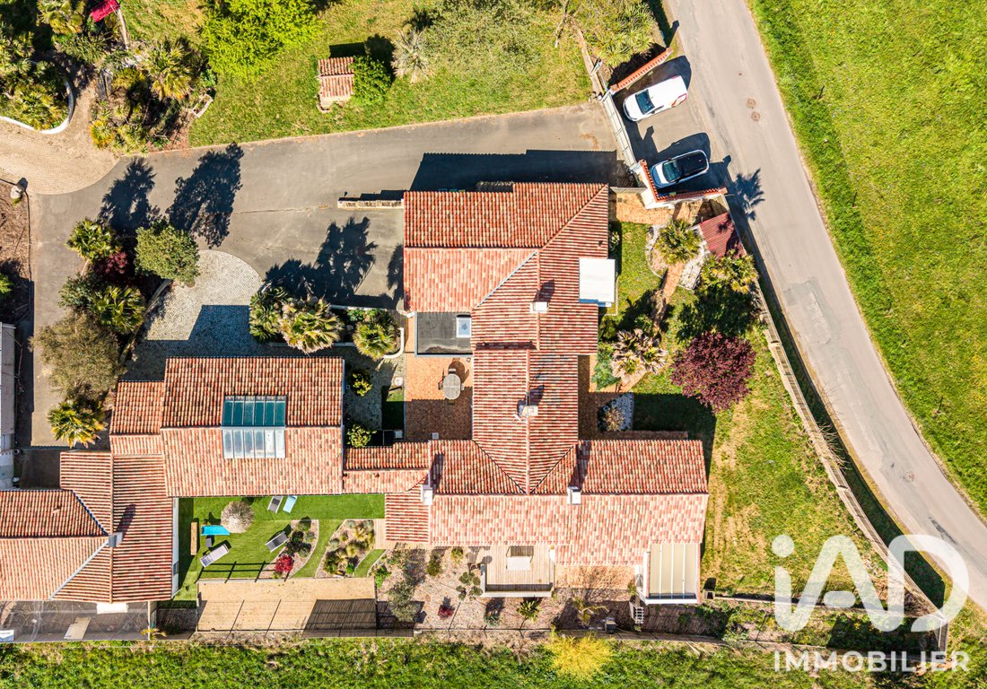 Casa a Arrondissement di Les Sables-d'Olonne, Paesi della Loira, Francia 1 - 19137160