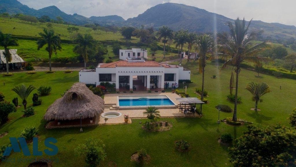 Finca en Tarso, Antioquia, Colombia 1 - 19136576