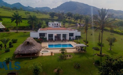 Finca in Tarso, Departamento de Antioquia, Kolumbien 1