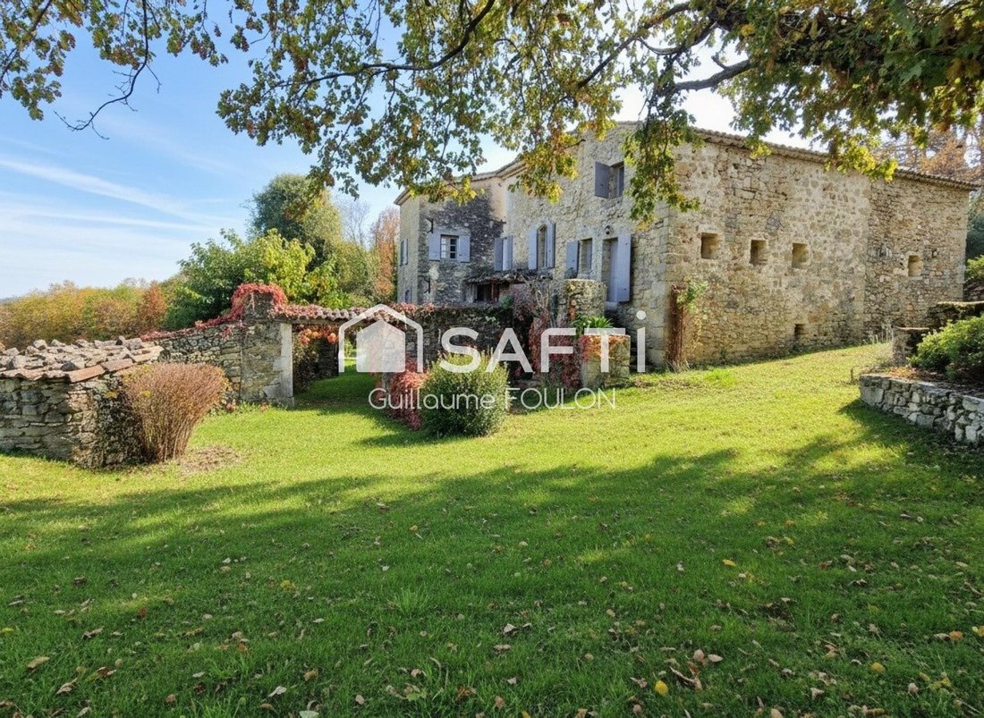 House in Simiane-la-Rotonde, Provence-Alpes-Côte d'Azur, France 3 - 19137115
