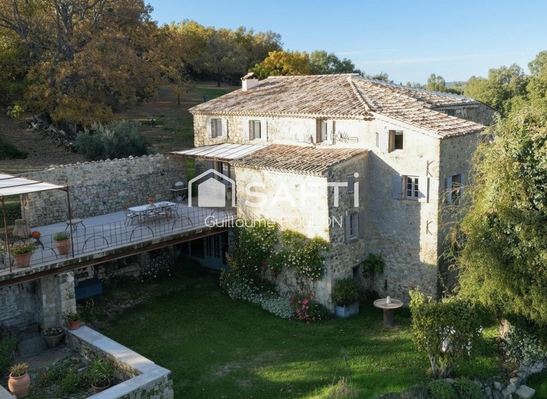 House in Simiane-la-Rotonde, Provence-Alpes-Côte d'Azur, France 4 - 19137115