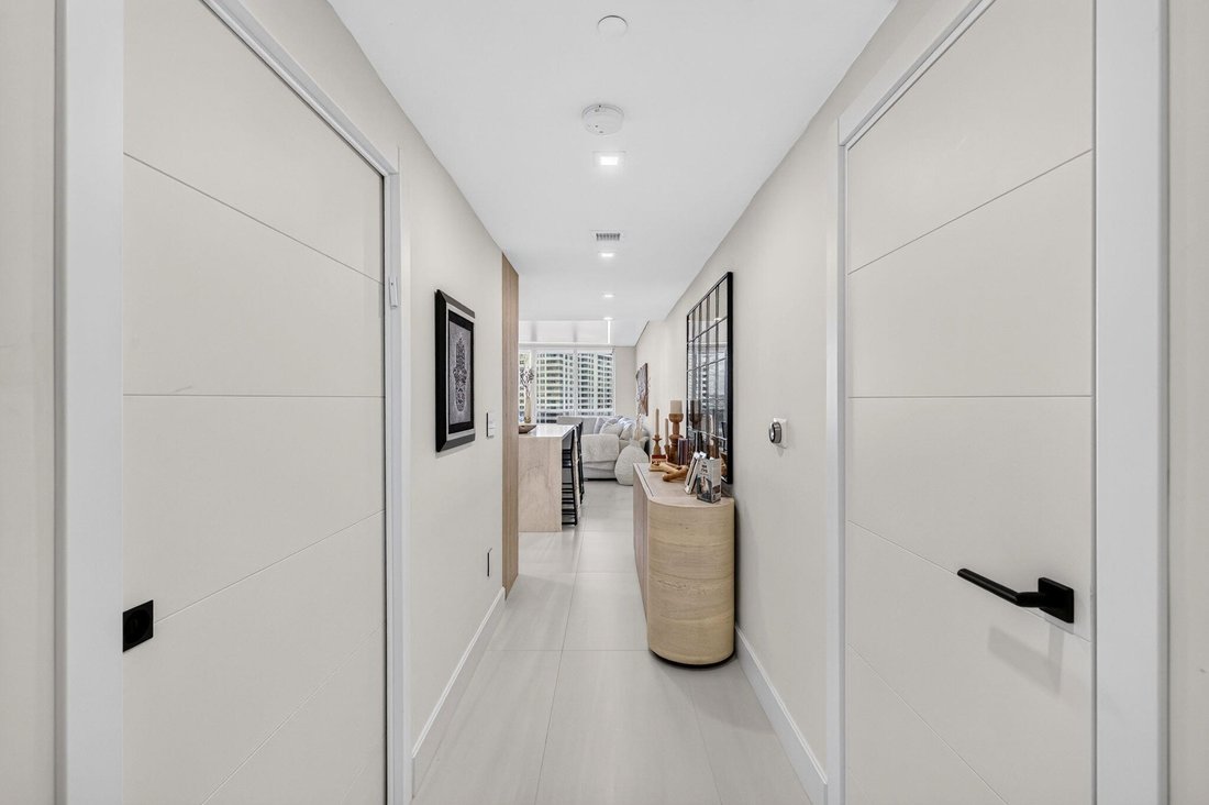 Appartement à Hallandale Beach, Floride, États-Unis 2 - 19136650