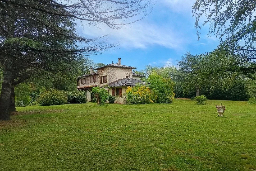 Villa in Puycalvel, Occitania, France 4 - 19136944