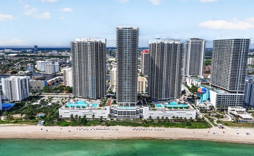 Eigentumswohnung in Hallandale Beach, Florida, Vereinigte Staaten 1