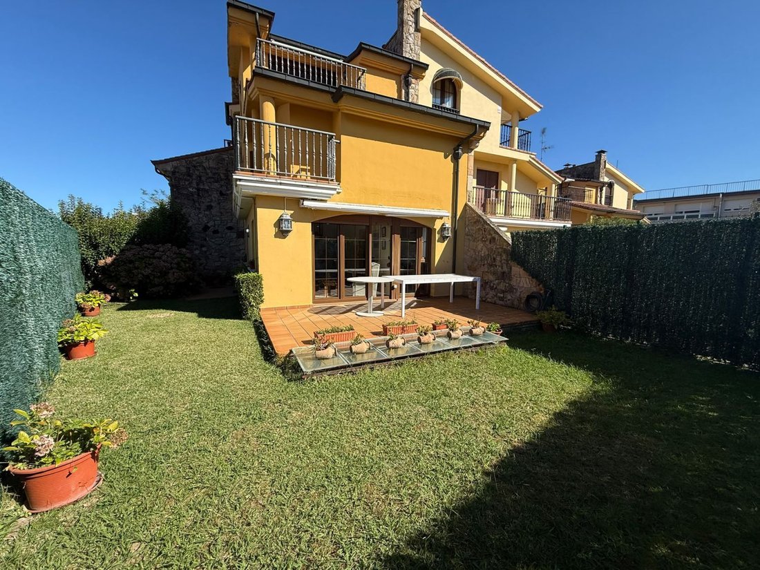 Chalet in Santona, Cantabria, Spain 1 - 19137253