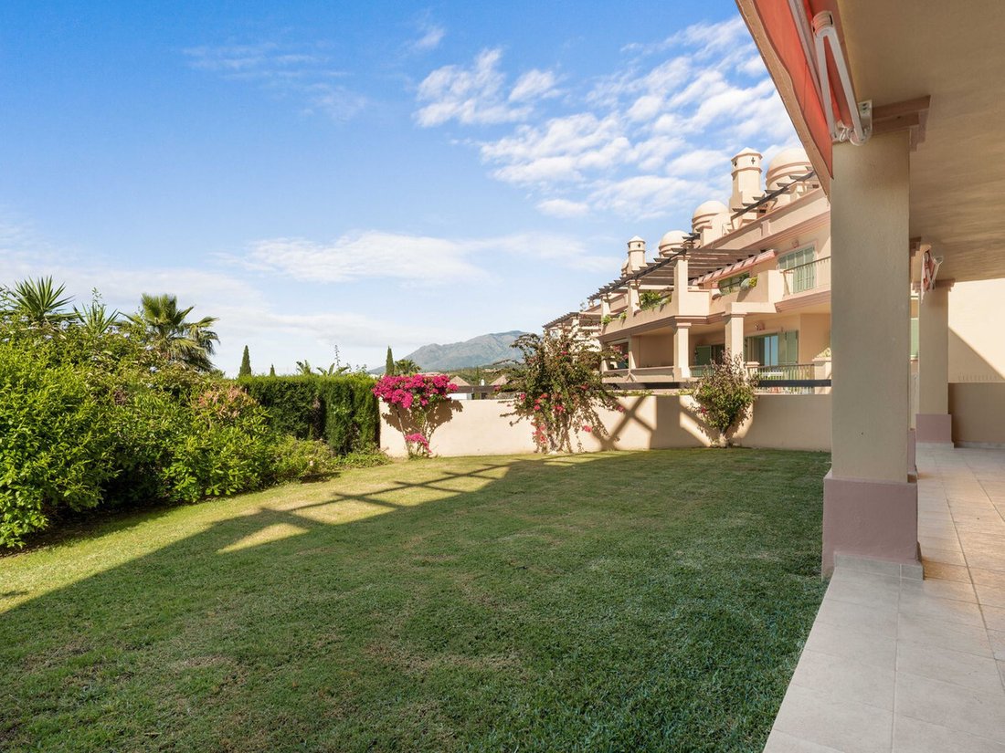 Apartment in Benahavis, Andalusia, Spain 2 - 19137389