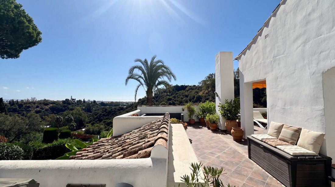 Apartment in Benahavis, Andalusia, Spain 5 - 19137402