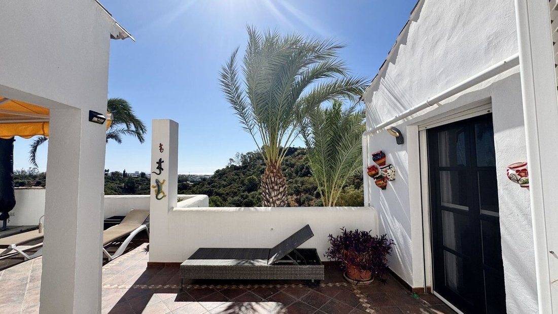 Apartment in Benahavis, Andalusia, Spain 3 - 19137402