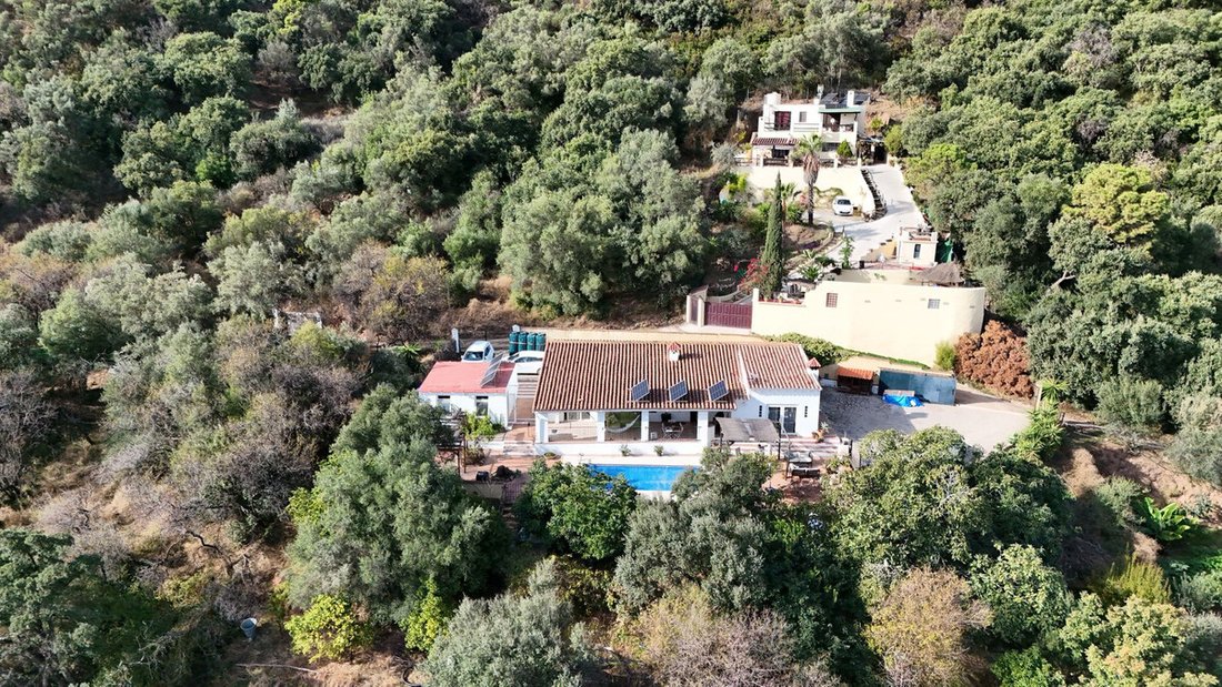 Finca in Estepona, Andalusien, Spanien 2 - 19137373