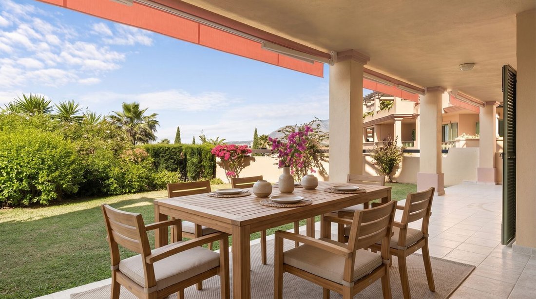 Apartment in Benahavis, Andalusia, Spain 1 - 19137389