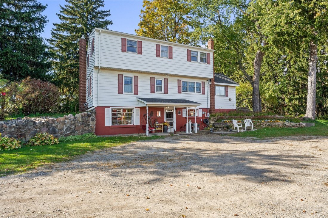 House in Township of Northville, Michigan, United States 2 - 19137477