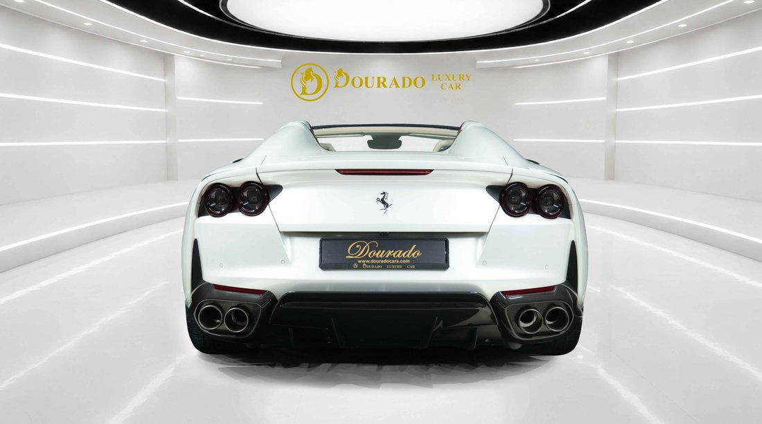 Cabriolet in Dubai, United Arab Emirates 5 - 19128259