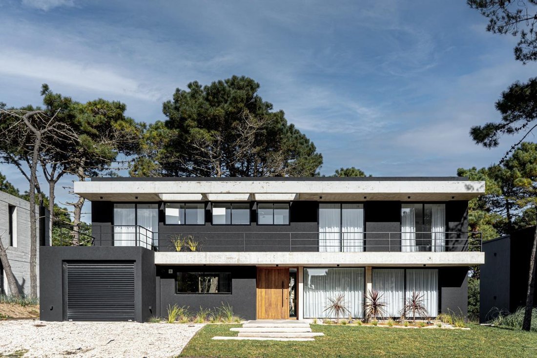 House in Pinamar, Buenos Aires Province, Argentina 1 - 19137623