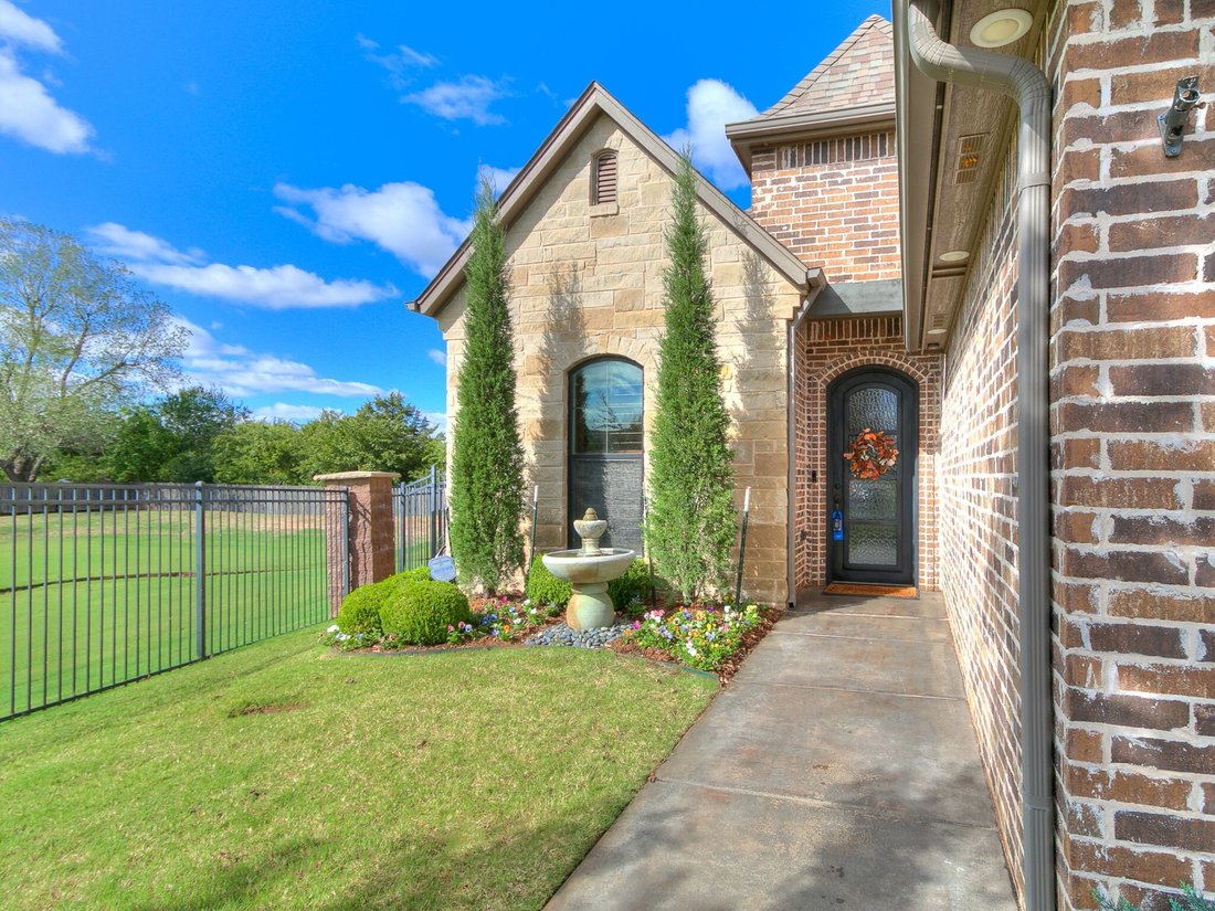 House in Edmond, Oklahoma, United States 4 - 19137590