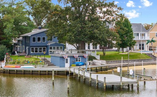 House in Pasadena, Maryland, United States 1