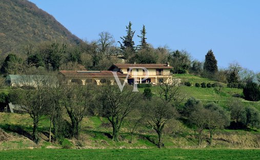 Maison à Salò, Lombardie, Italie 1