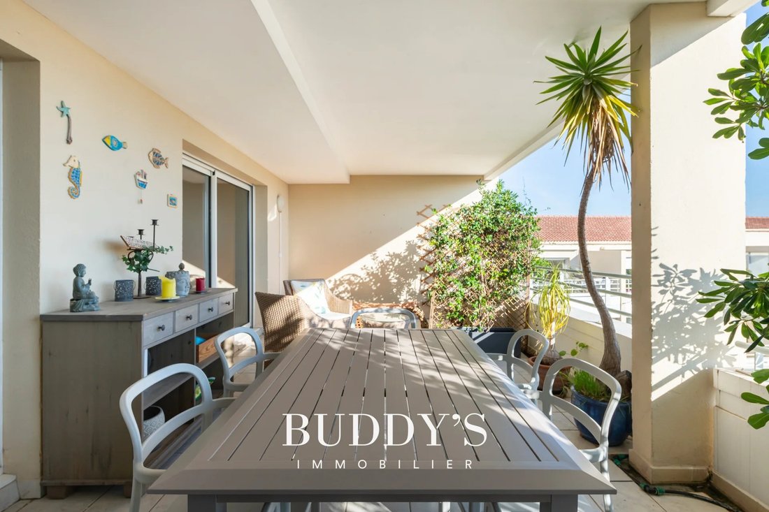 Appartement à Vauban, 6e Arrondissement, Marseille 3 - 19138299
