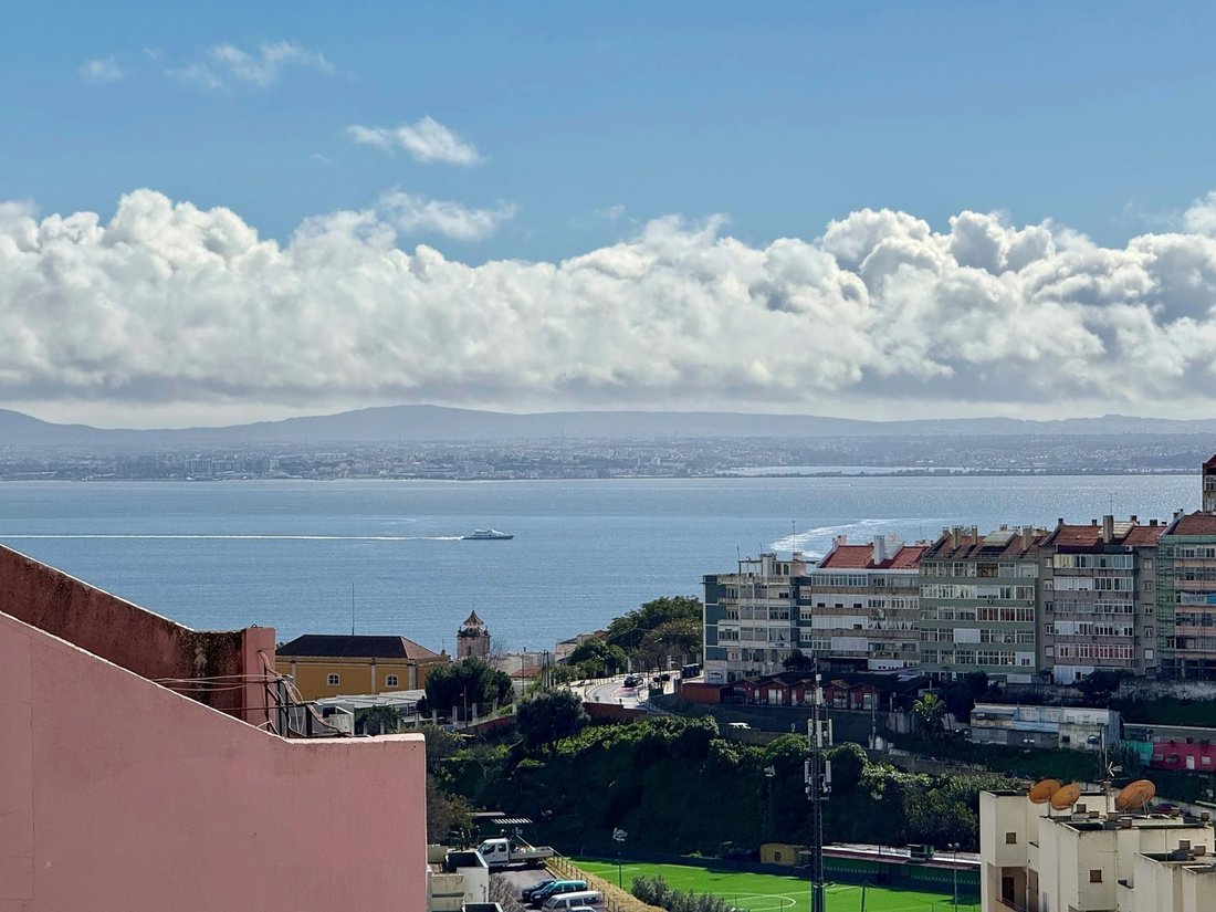 Apartment in Penha de Franca, Lisbon, Portugal 1 - 19138570