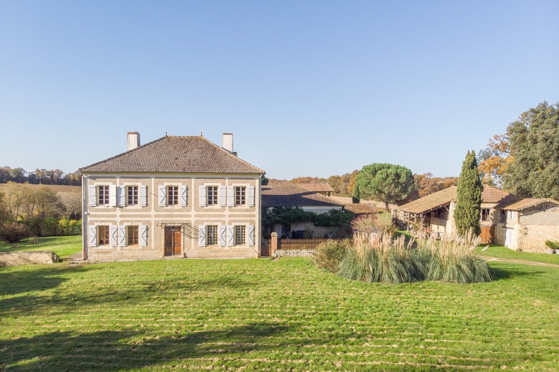 Château à Vic-Fezensac, Occitanie, France 5 - 19138081