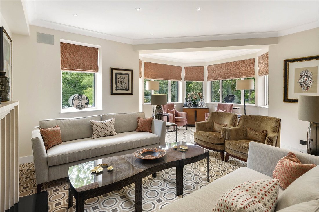 Apartment in Knightsbridge, Kensington And Chelsea, England 1 - 19138033