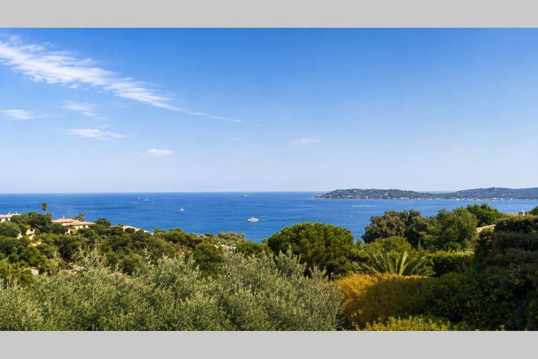 Villa à Ville-Les Saquedes-Le Bouillonnet, Sainte-Maxime, France 1 - 19138426
