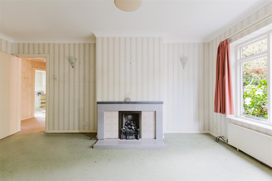 House in Breakspear, Hillingdon, England 3 - 19137921